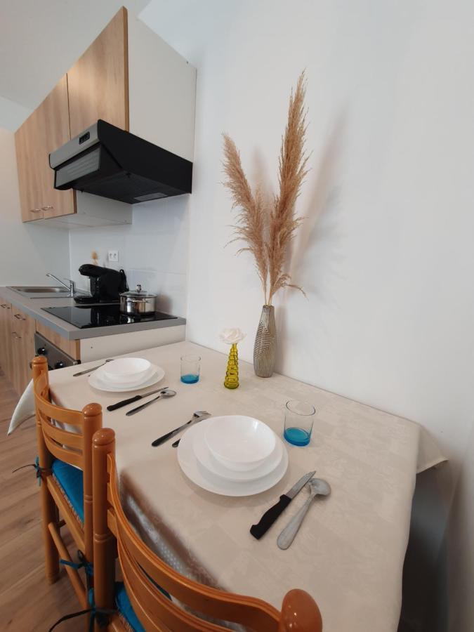 נאנסי Appartement Savane מראה חיצוני תמונה