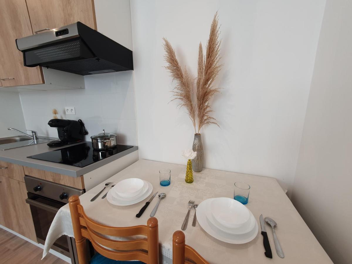 נאנסי Appartement Savane מראה חיצוני תמונה
